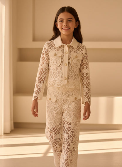 Conjunto top tricot y pantalon guipur beig