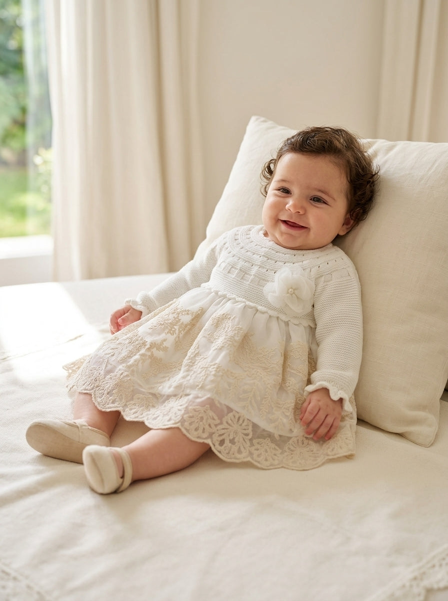 Vestido manga larga algodón beige y tul bordado
