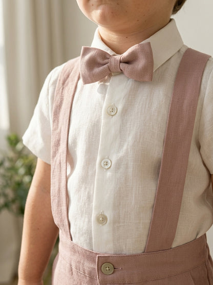 Conjunto camisa beig y short con tirantes rosa empolvado