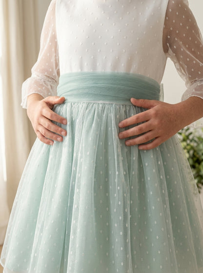 Vestido tul de plumeti blanco y azul manga francesa
