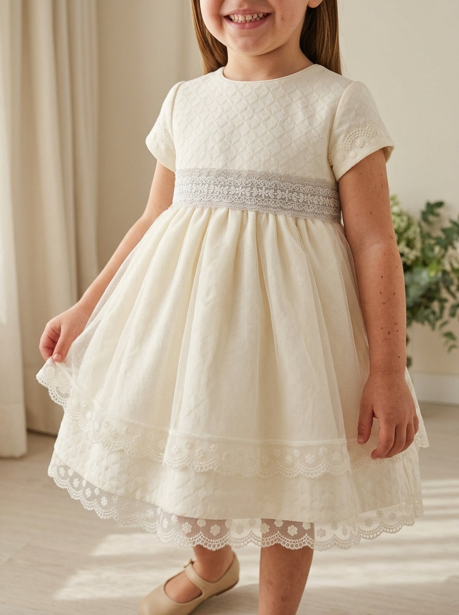 Vestido tul bordado beig