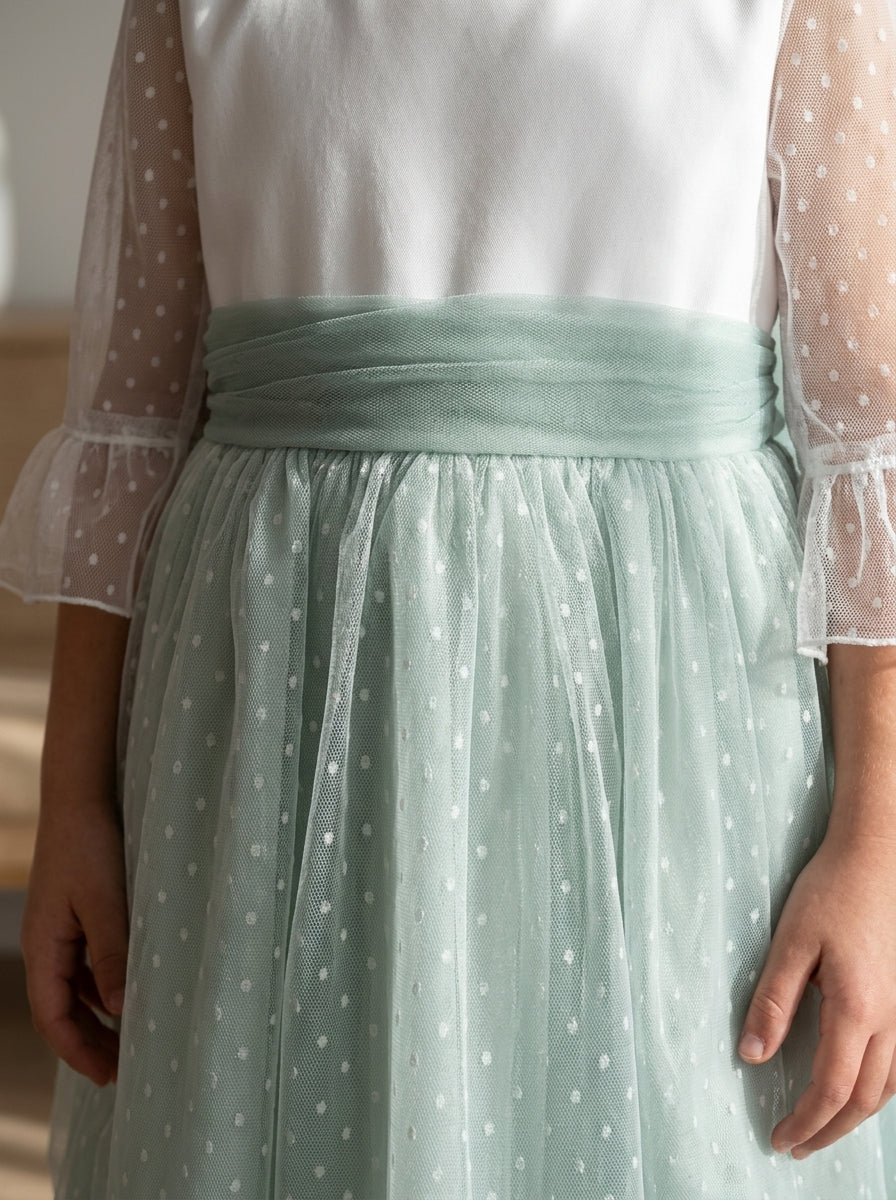 Vestido tul de plumeti blanco y azul manga francesa