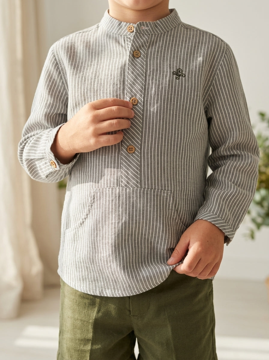 Camisa rayas y short verde