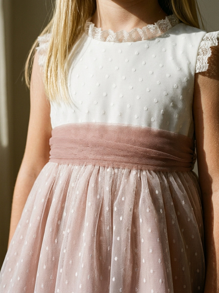 Vestido tul de plumeti rosa empolvado sin mangas