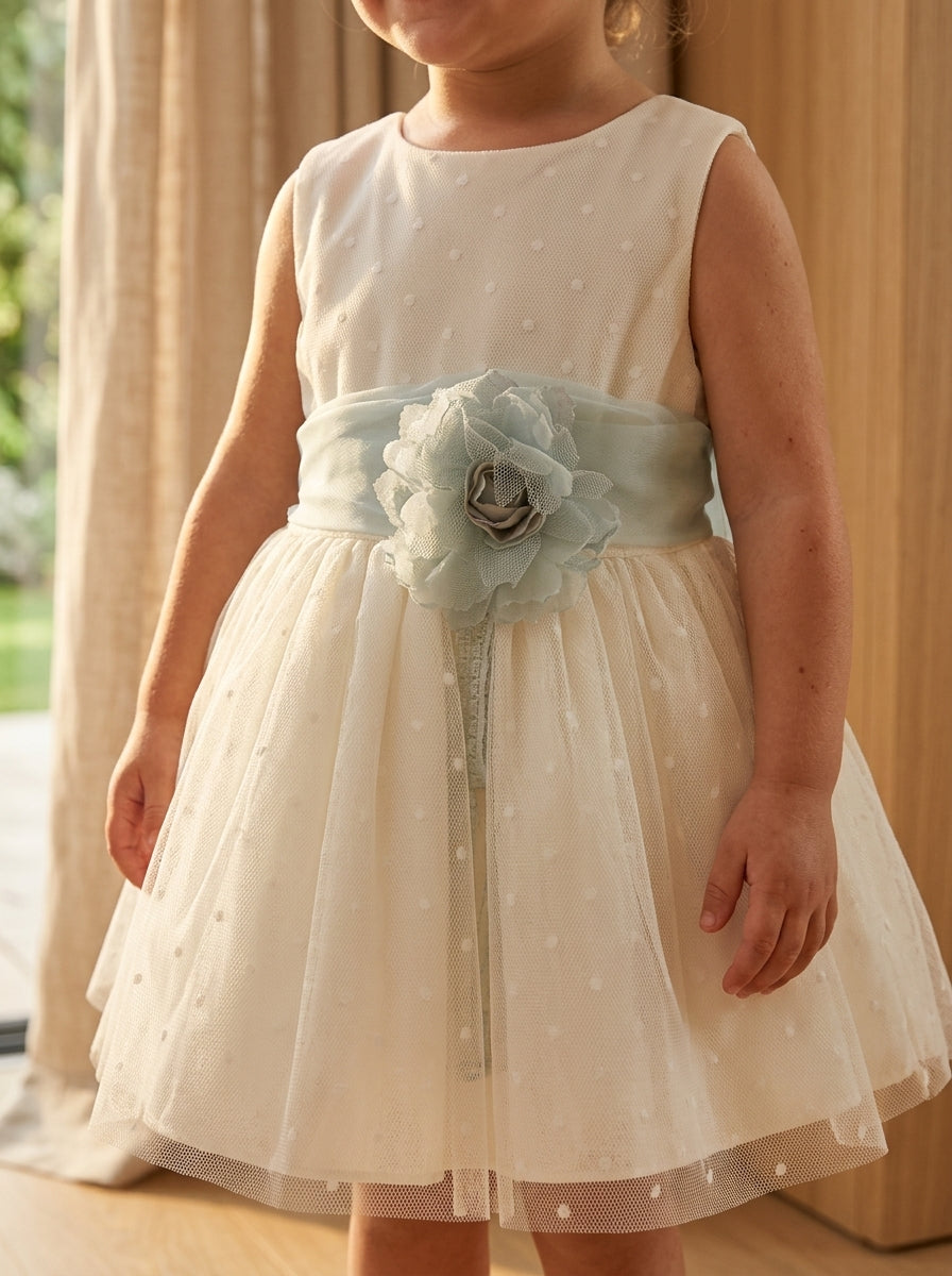 Vestido tul plumeti y fajin verde agua