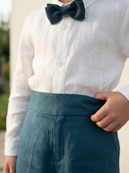 Conjunto camisa lino cuello mao y pantalon largo con fajin verde oliva y pajarita