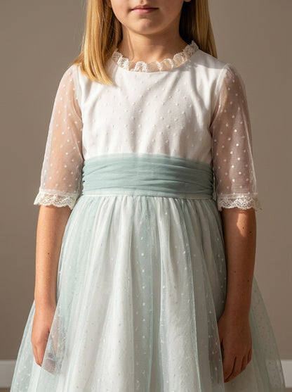 Vestido tul verde manga francesa