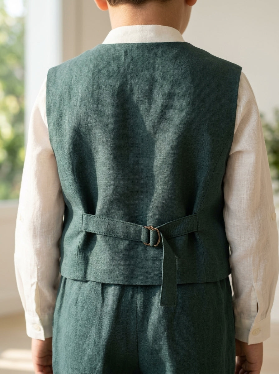 Conjunto camisa lino cuello mao y pantalon largo con fajin verde oliva y pajarita