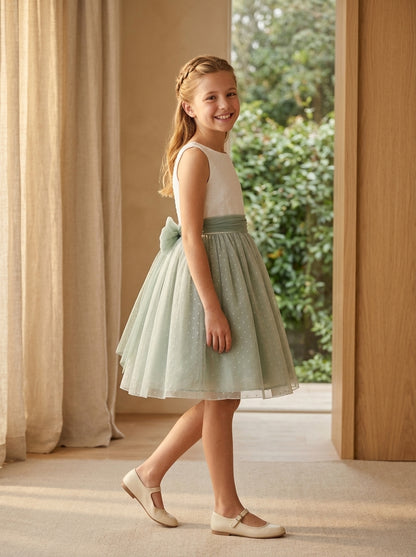 Vestido tul verde sin mangas