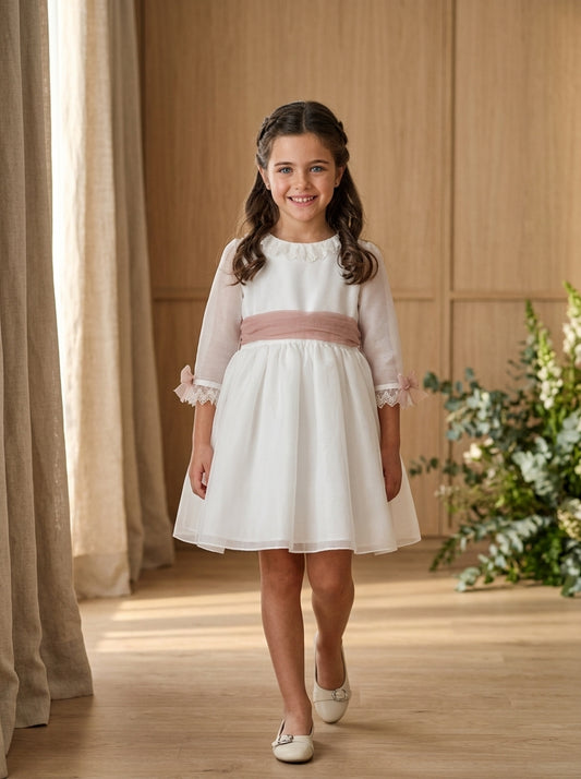 Vestido blanco organza rayada M/F fajín rosa