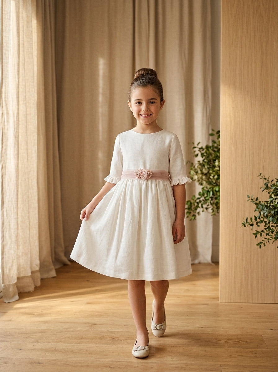 Vestido lino beig manga francesa y fajin azul empolvado