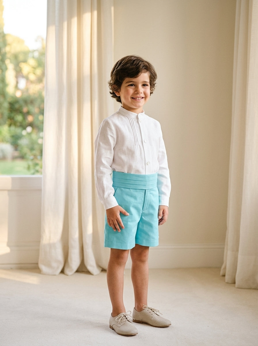 Conjunto camisa blanca y short verde con fajin