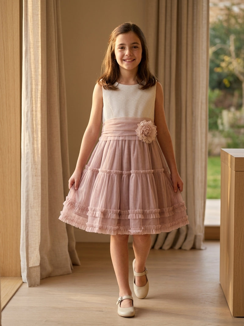 Vestido cuerpo brocado rosa y falda tul
