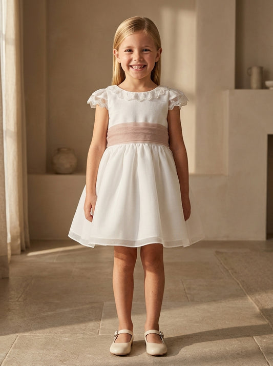 Vestido blanco organza rayada m/corta fajin rosa