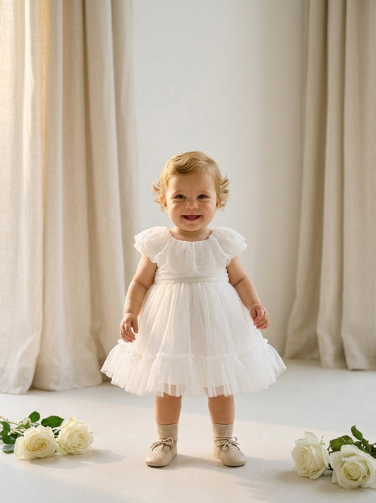 Vestido tul blanco roto con puntilla bordada