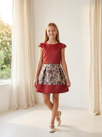 Conjunto cuerpo granate y falda estampada brocado