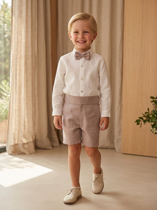 Conjunto camisa lino beig y short lino malva con fajin y pajarita