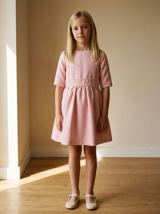Vestido mikado cuadrille rosa manga francesa falda fruncida