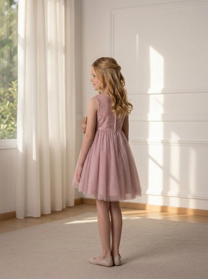 Vestido tul rosa maquillaje con rosetón