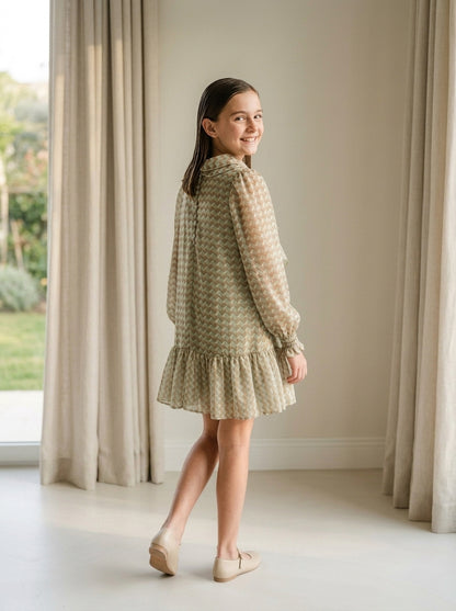 Vestido de gasa estampada con chorreras