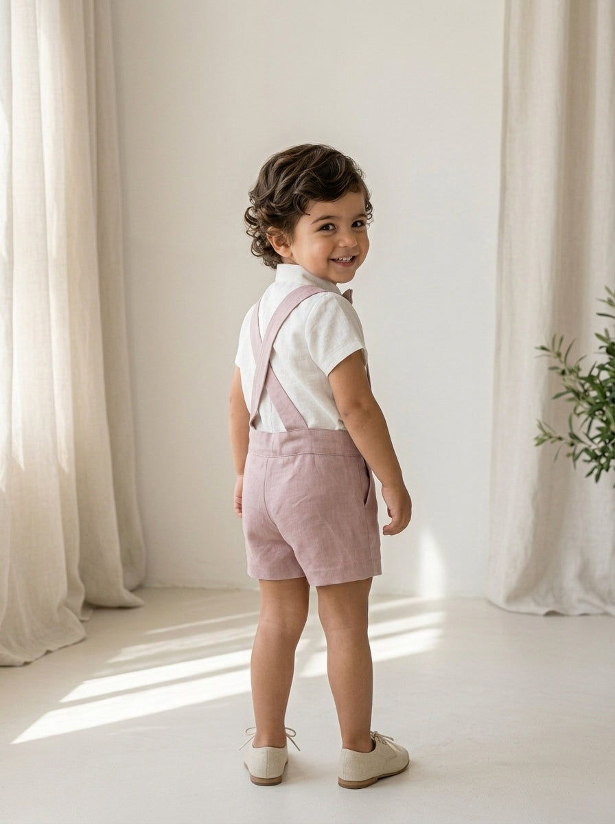 Conjunto camisa beig y short con tirantes rosa empolvado