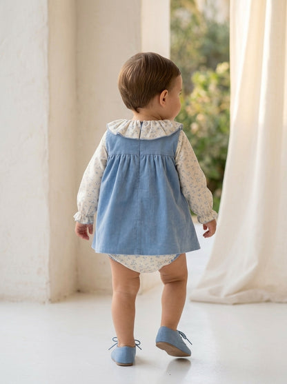 Vestido cuerpo azul con detalle corazones pelito y braguita