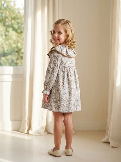 Vestido flores azules y marrones con volante