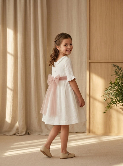 Vestido infantil de bambula blanco y fajin rosa