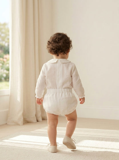 Conjunto camisa y bombacho lino con puntillas