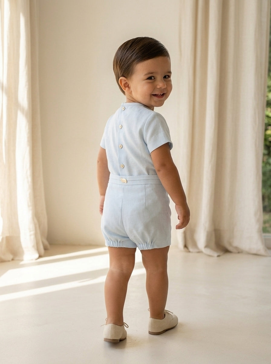 Conjunto camisa y short azul bebé con puntilla