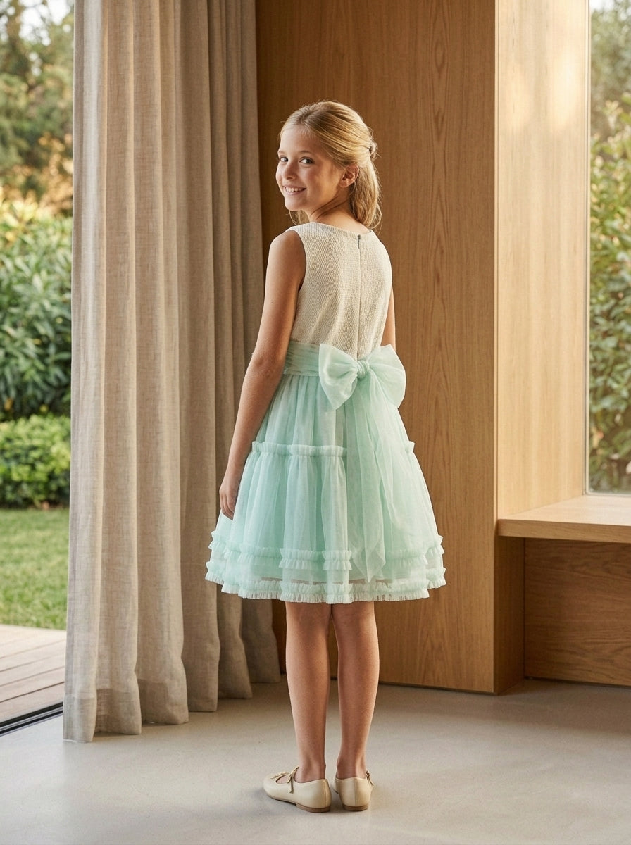 Vestido cuerpo brocado verde y falda tul verde mint
