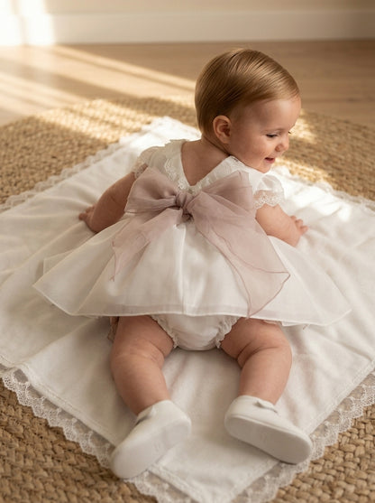 Jesusito con braguita organza rayada fajin
