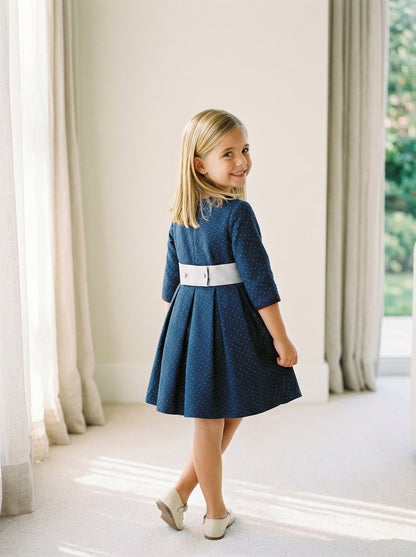 Vestido jacquard marino topitos gris