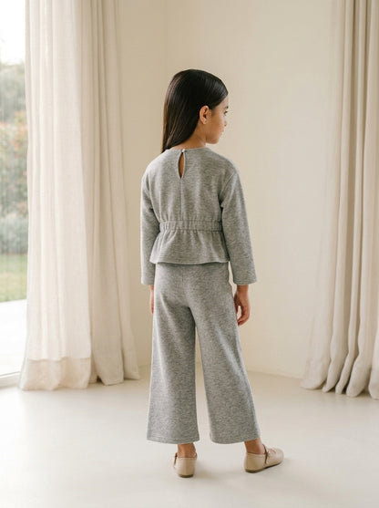 Conjunto punto gris con brillitos y lazos tul