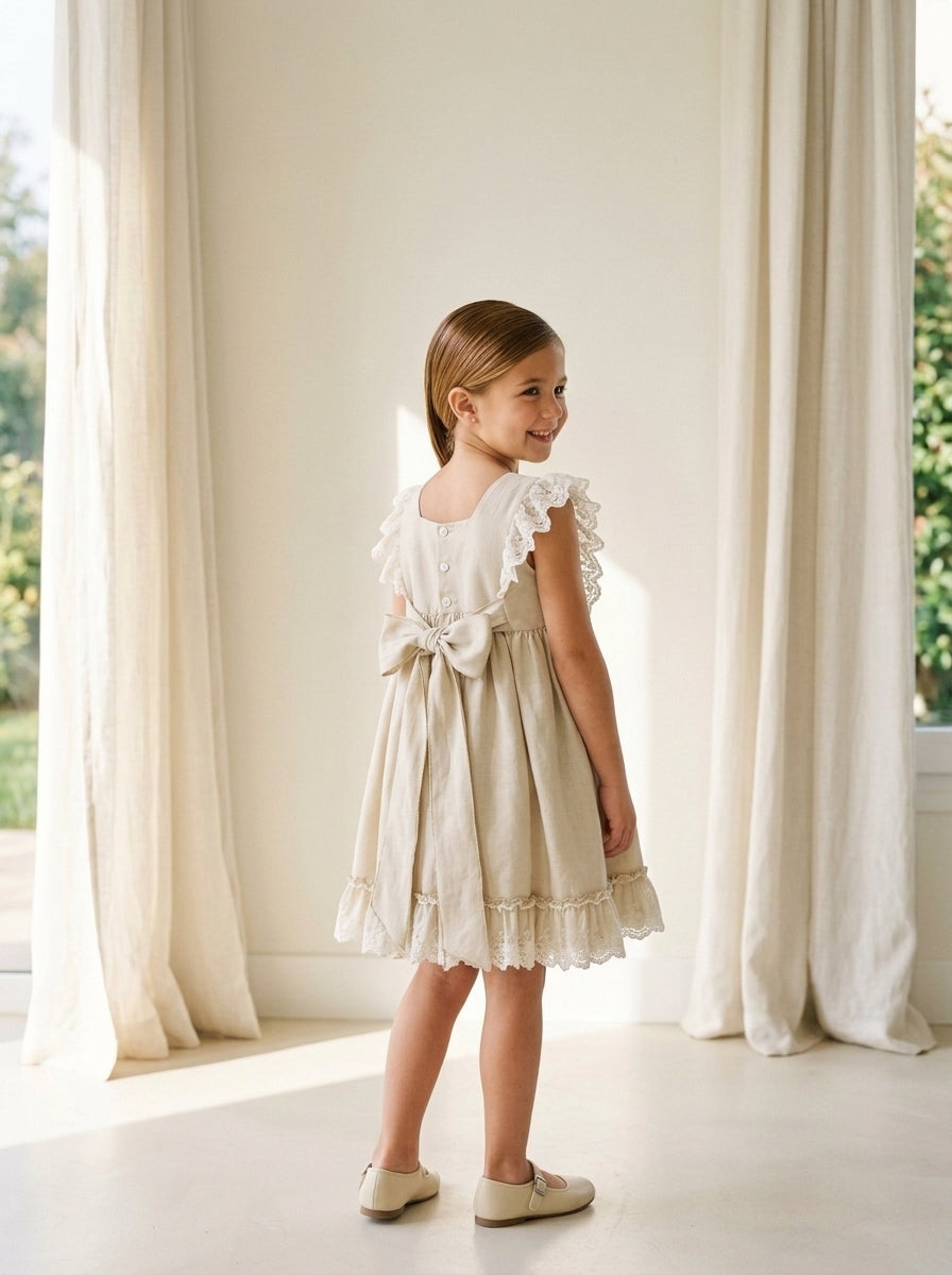 Vestido lino camel con puntilla