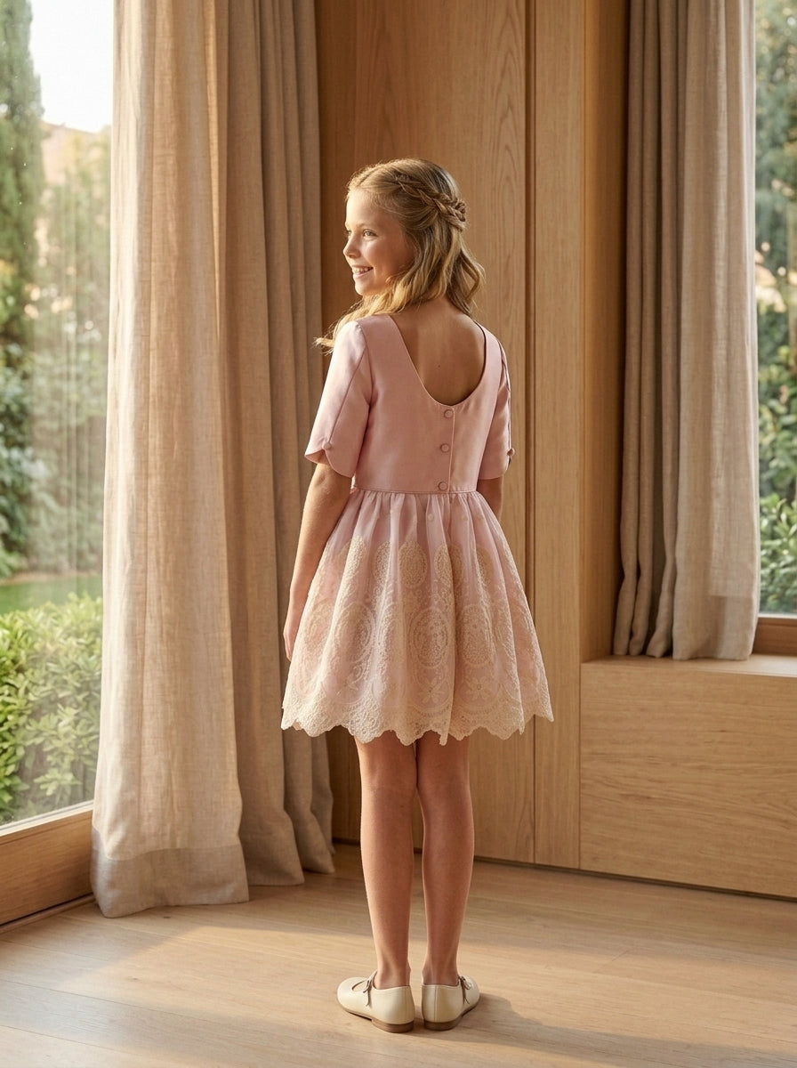 Vestido cuerpo mikado rosa y falda tul bordado beig