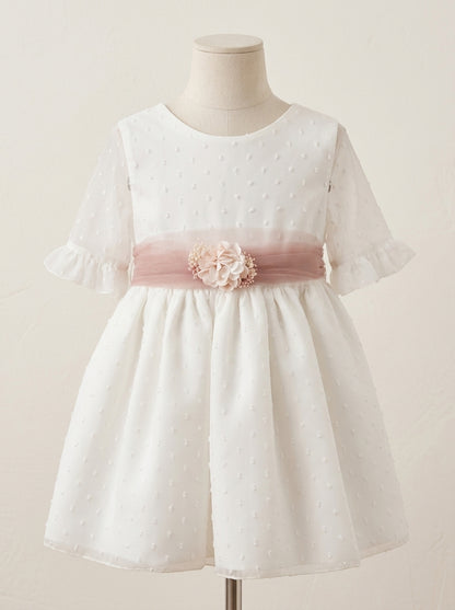Vestido tul de plumeti y fajín tul rosa empolvado
