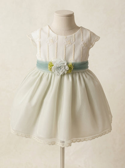Vestido beig y verde bordado