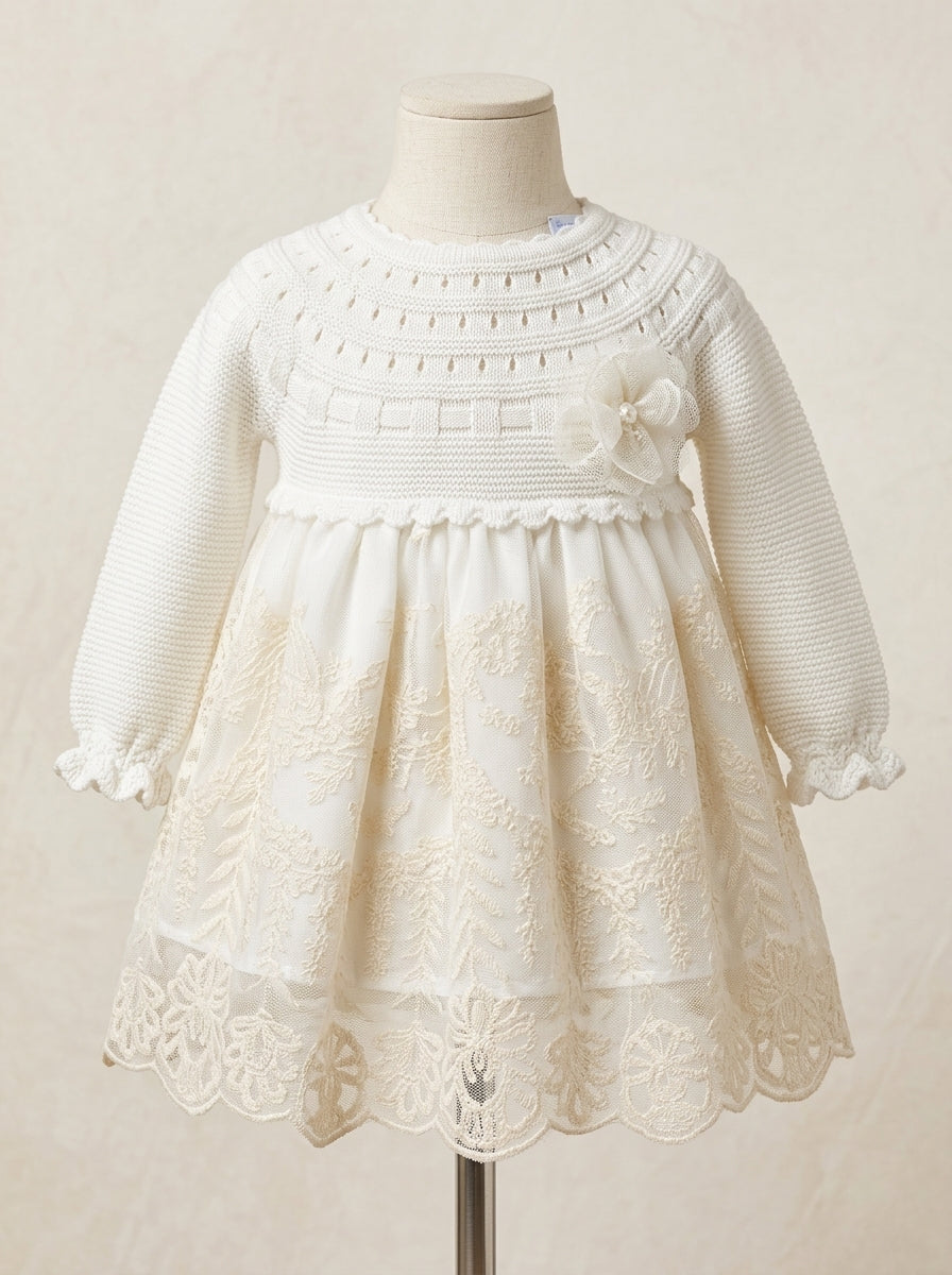 Vestido manga larga algodón beige y tul bordado