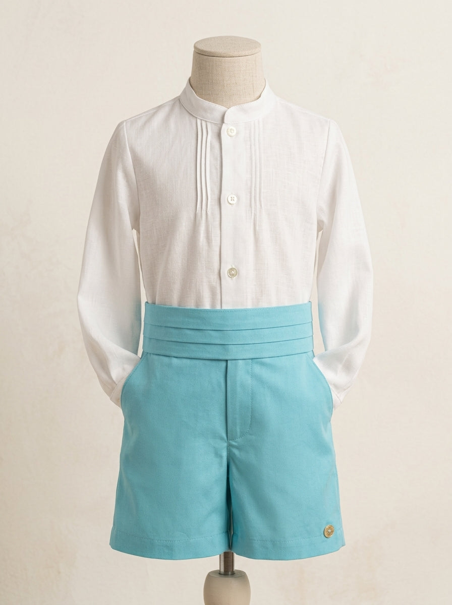 Conjunto camisa blanca y short verde con fajin