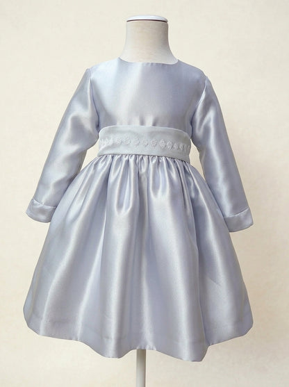 Vestido mikado gris perla y fajin