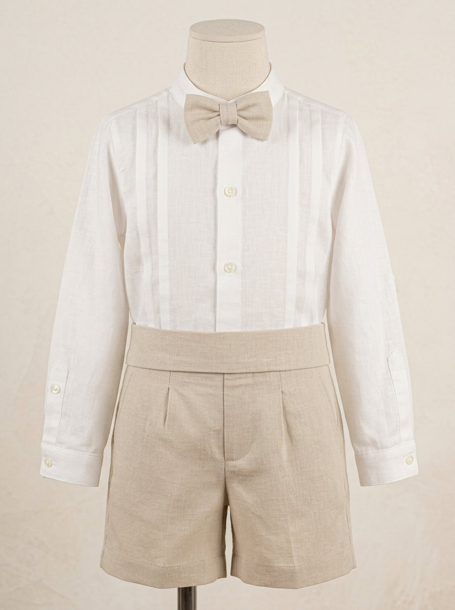 Conjunto camisa, short beig, fajin y pajarita