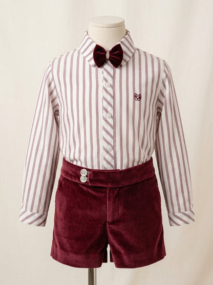 Conjunto camisa rayas granate y short terciopelo granate con pajarita