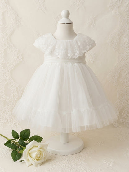 Vestido tul blanco roto con puntilla bordada