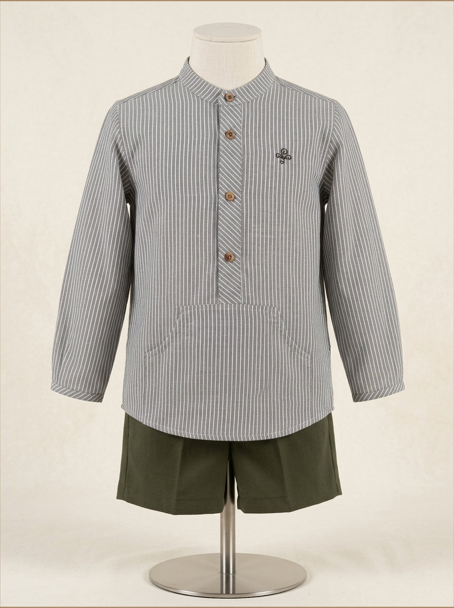 Camisa rayas y short verde