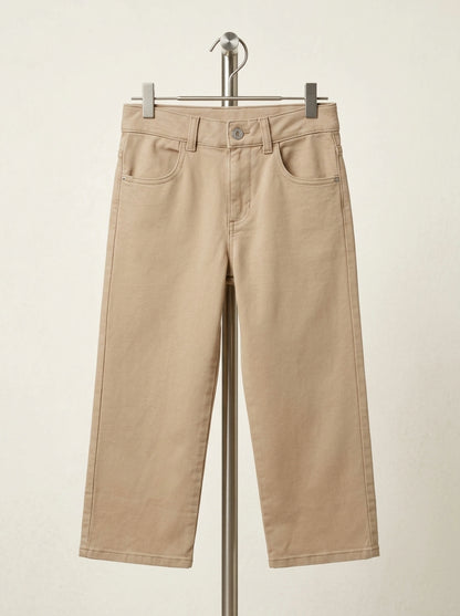 Pantalon marrón con bolsillos con ondas