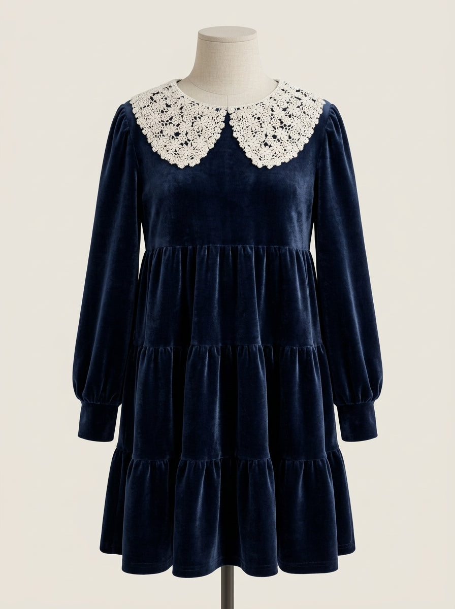 Vestido terciopelo azul marino y cuello guipur beig