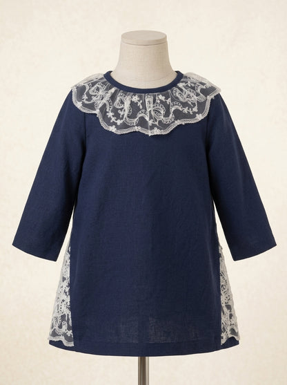 Vestido manga larga azul marino con puntilla