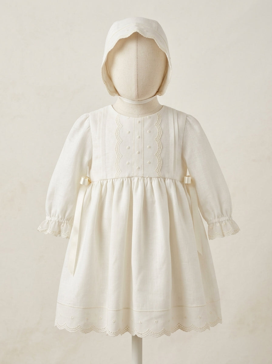 Vestido lino manga larga con detalles tul bordado con capota