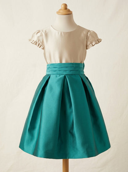 Vestido mikado arena y verde
